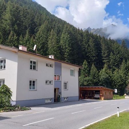 Ferienwohnung Beim Holzwurm Andy St. Leonhard im Pitztal Exterior foto